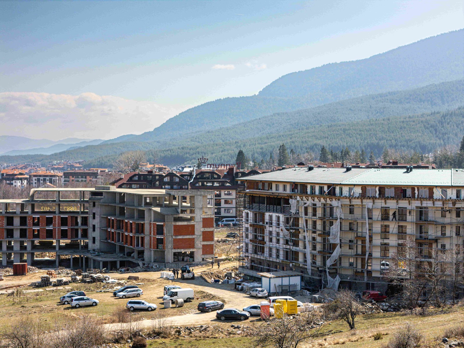 Продава 3-СТАЕН, гр. Банско, област Благоевград, снимка 2 - Апартаменти - 54631134
