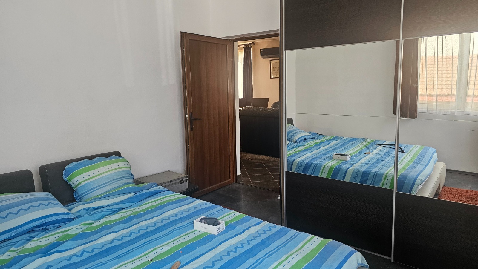 Продава КЪЩА, с. Осиковица, област София област, снимка 3 - Къщи - 55019387