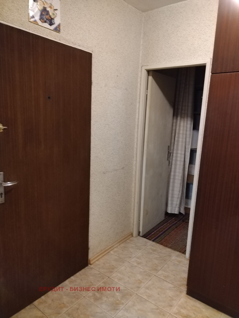 Продава  2-стаен град Русе , Здравец Север 2 , 76 кв.м | 17555113 - изображение [10]