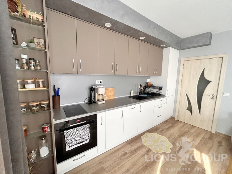 Продава 3-СТАЕН, гр. Варна, м-т Пчелина, снимка 3 - Апартаменти - 52605638