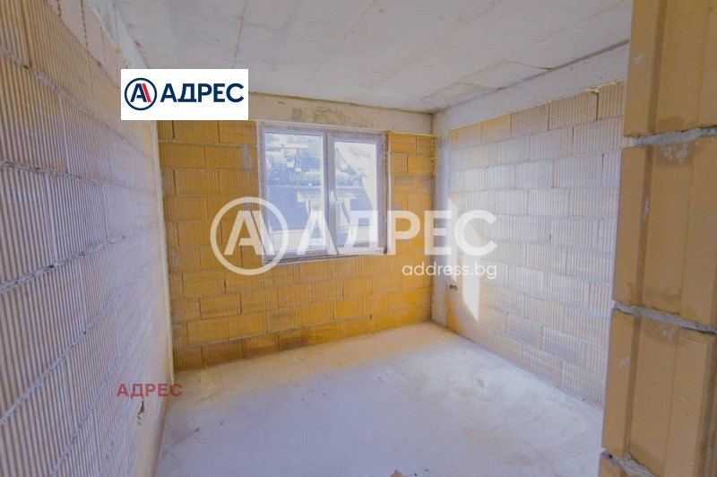 Продава МНОГОСТАЕН, гр. Варна, Център, снимка 3 - Апартаменти - 53467368