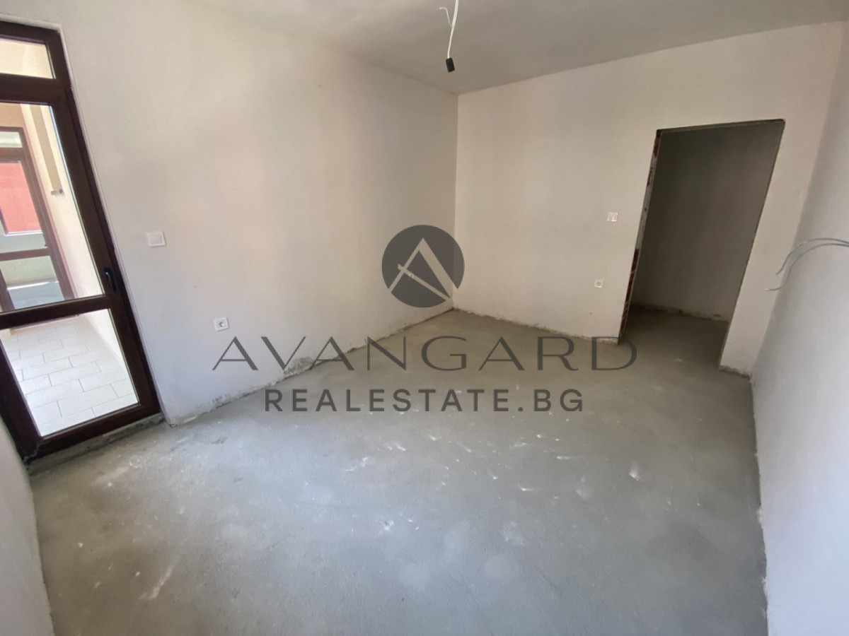 Продава 4-СТАЕН, гр. Пловдив, Остромила, снимка 4 - Апартаменти - 55935873