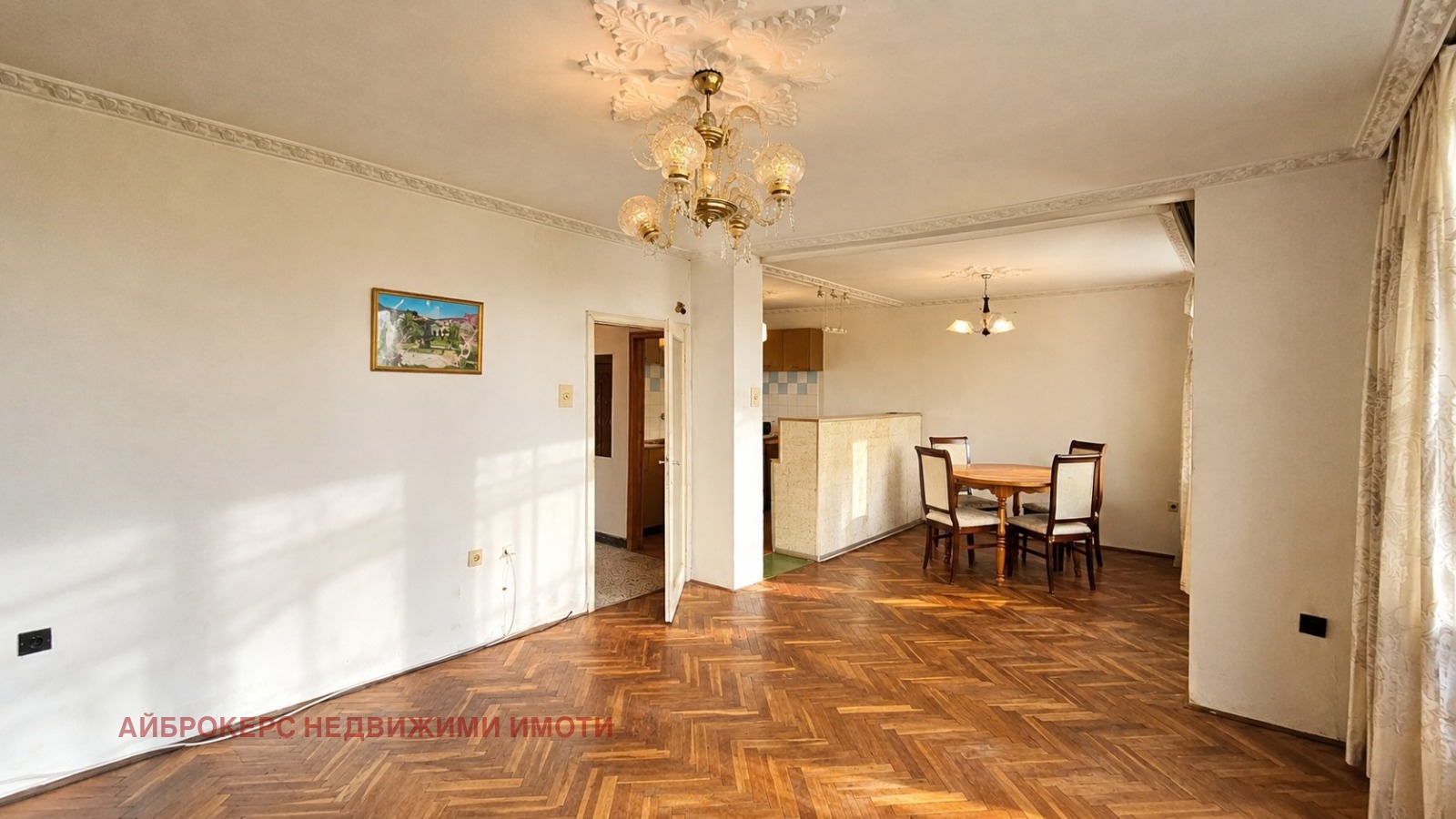 Продава МНОГОСТАЕН, гр. Бургас, Славейков