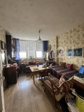 À venda 1 quarto
