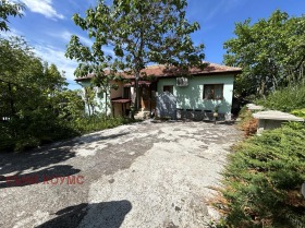 Casa Novo gradichtche, região Veliko Tarnovo 1