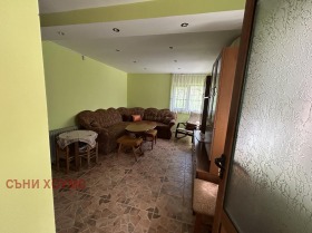 Casa Novo gradichtche, região Veliko Tarnovo 4