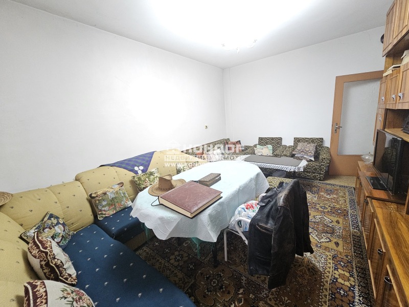 Te koop  2 slaapkamers Plovdiv , Trakija , 94 m² | 14007062