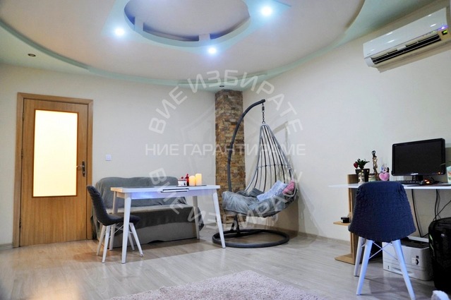 Продава  3-стаен град Варна , Колхозен пазар , 94 кв.м | 87632791
