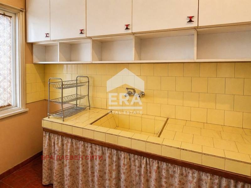 Продава КЪЩА, гр. Никопол, област Плевен, снимка 16 - Къщи - 54309123