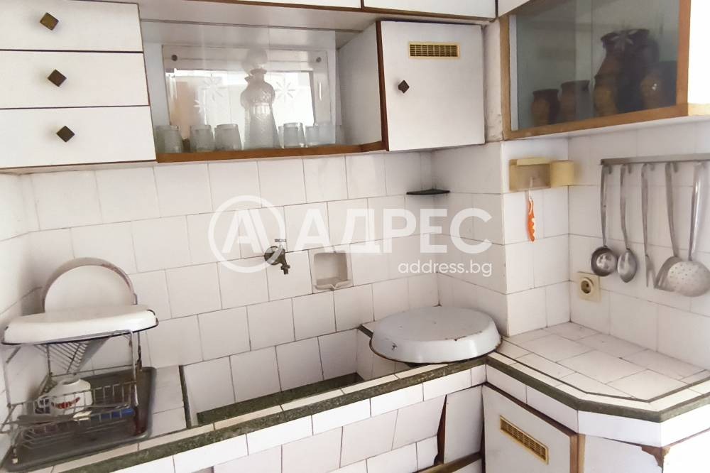 Продава КЪЩА, гр. Ямбол, Център, снимка 10 - Къщи - 55949609