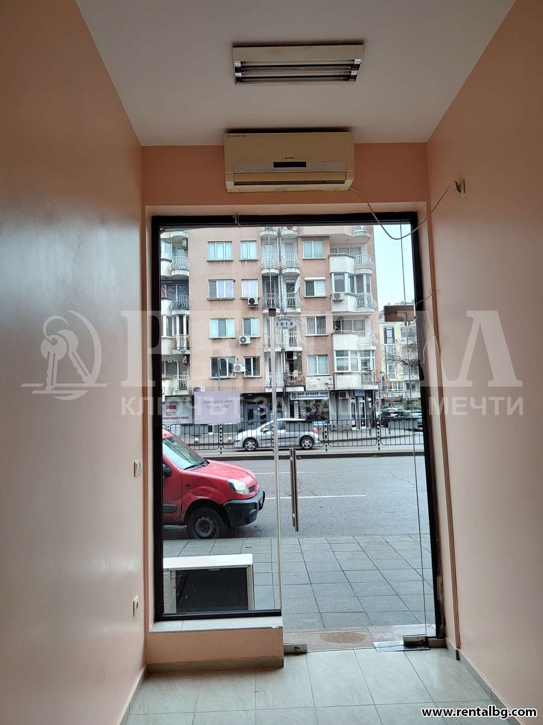 Продава МАГАЗИН, гр. Пловдив, Кършияка, снимка 2 - Магазини - 54410015