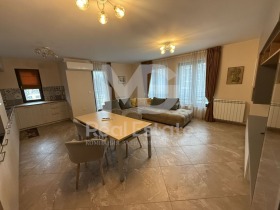 МНОГОСТАЕН, 157 m2