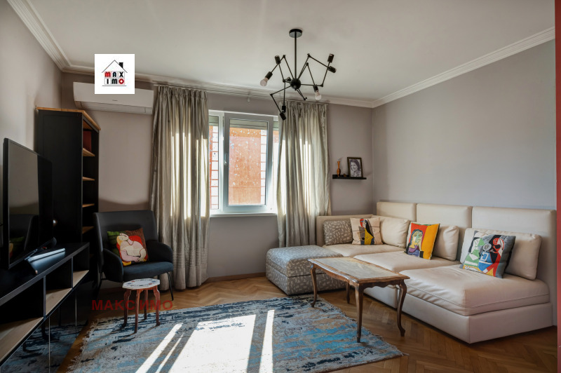 For Sale  1 bedroom Sofia , Tsentar , 70 sq.m | 37378453