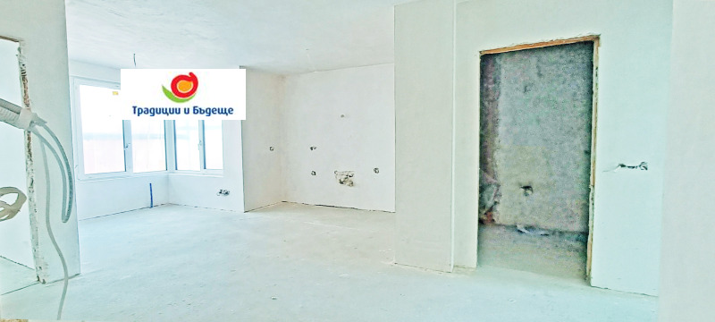 Продава  2-стаен град София , Център , 93 кв.м | 27536061 - изображение [2]