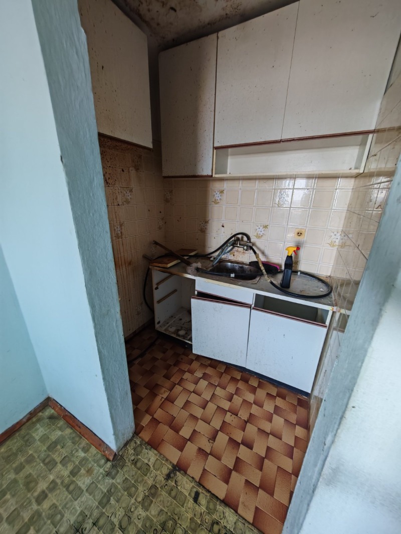 Продава  3-стаен град Бургас , Братя Миладинови , 92 кв.м | 56551874 - изображение [8]