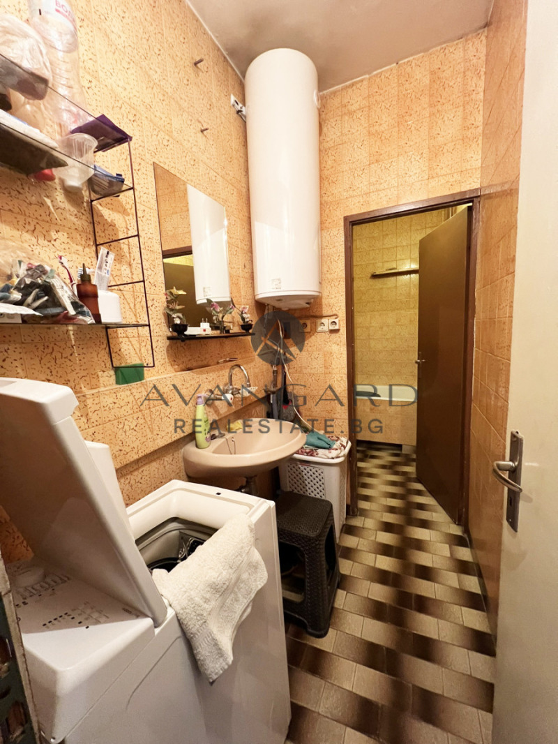 Продава  3-стаен град Пловдив , Център , 93 кв.м | 37222381 - изображение [11]