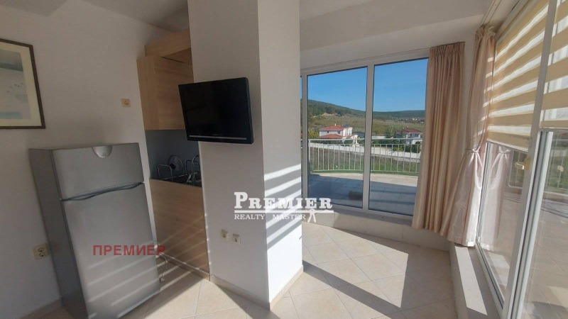 Продава 3-СТАЕН, с. Кошарица, област Бургас, снимка 7 - Апартаменти - 52443017