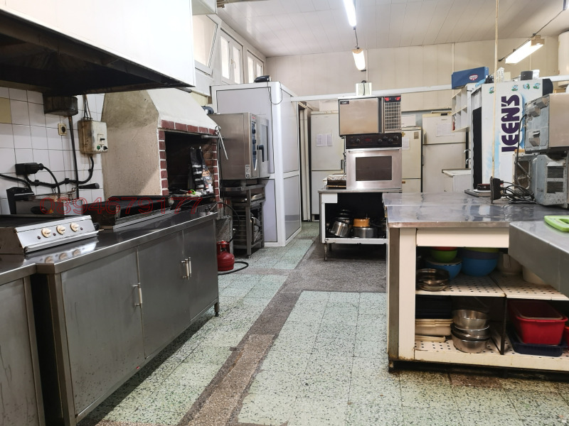 Продава ЗАВЕДЕНИЕ, гр. Търговище, Вароша, снимка 10 - Заведения - 52784707