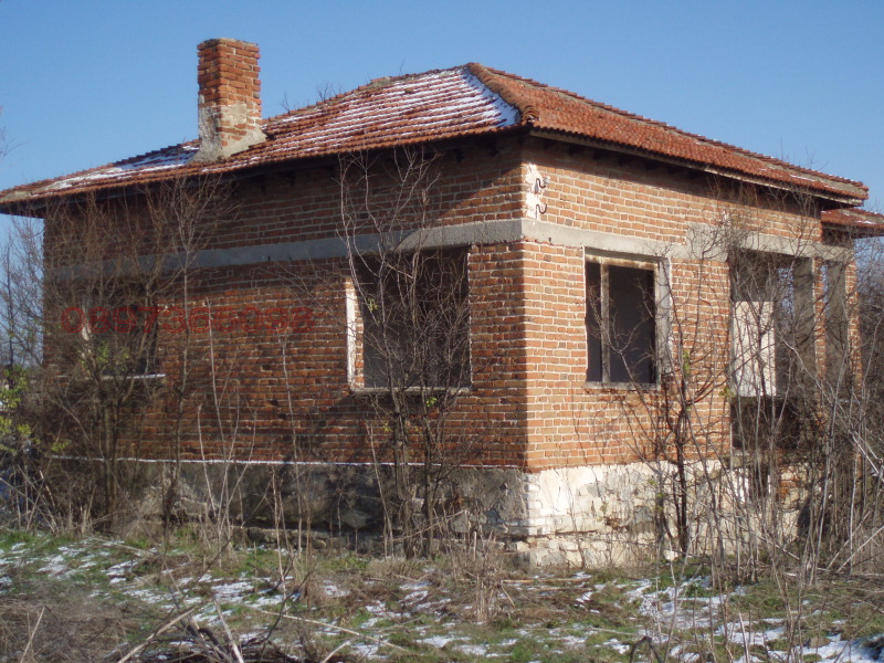 Продава ПАРЦЕЛ, с. Новоселец, област Сливен