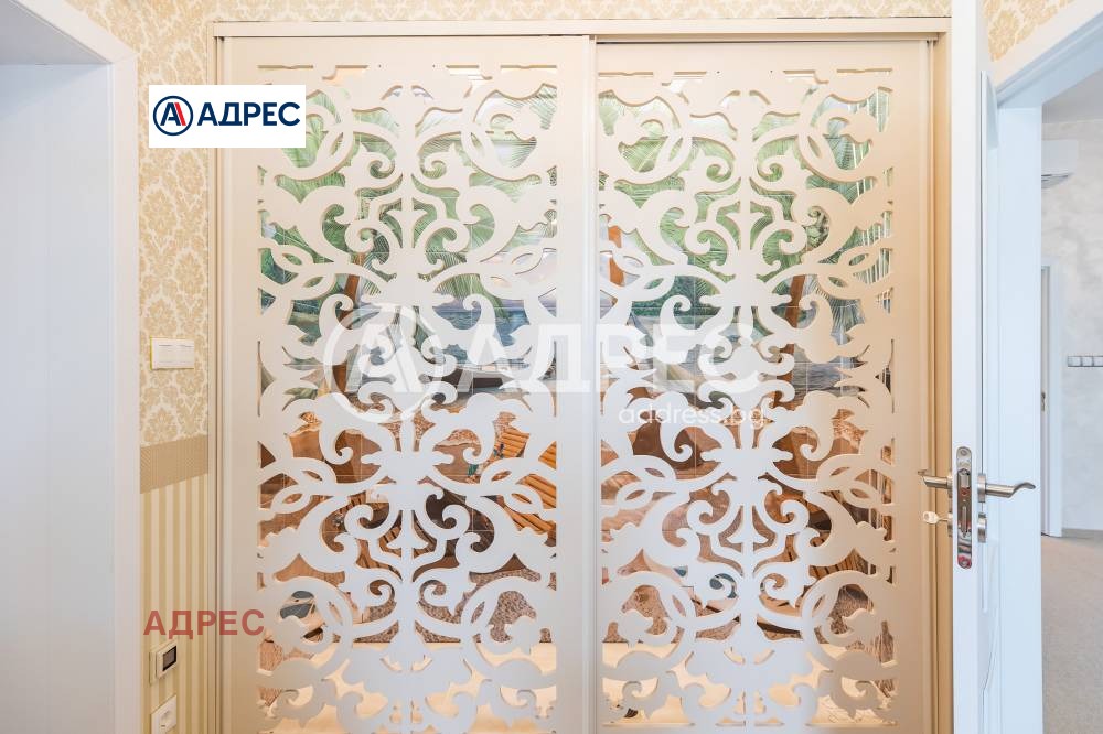 Продава МНОГОСТАЕН, гр. Варна, м-т Салтанат, снимка 11 - Апартаменти - 54326226