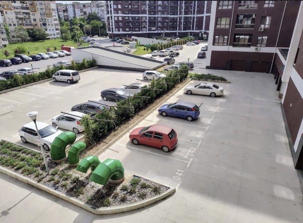 Продава ГАРАЖ, ПАРКОМЯСТО, гр. Пловдив, Тракия, снимка 2 - Гаражи и паркоместа - 53870200