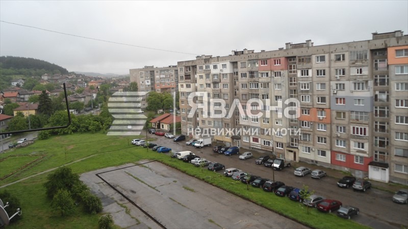 Продава 3-СТАЕН, гр. Перник, Изток, снимка 7 - Aпартаменти - 47503121