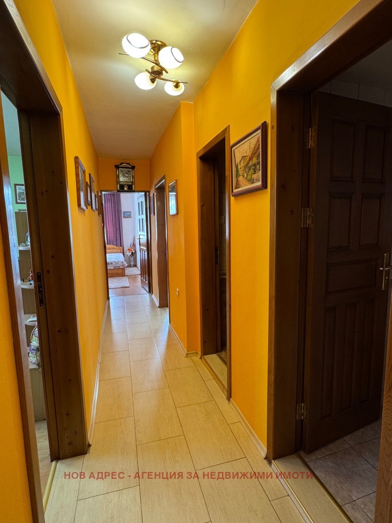 Продава  3-стаен град Търговище , Център , 92 кв.м | 29040669 - изображение [10]