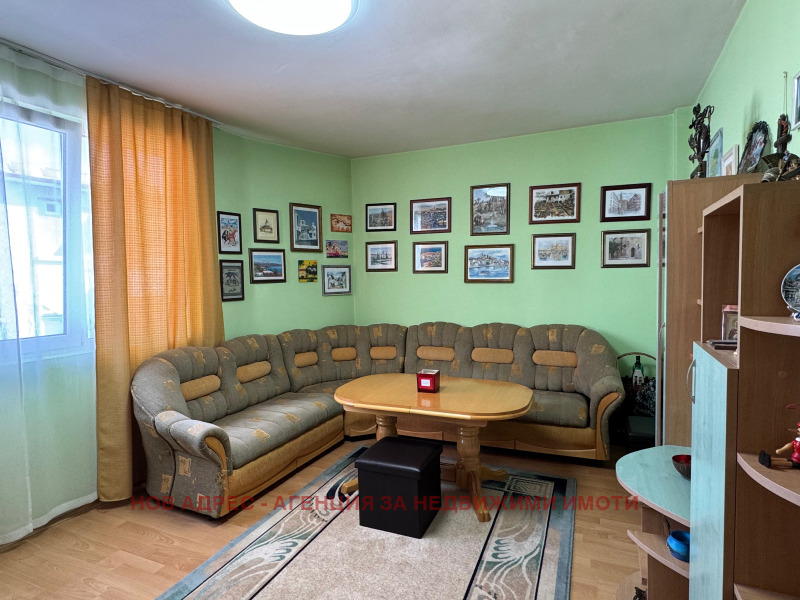 Продава  3-стаен град Търговище , Център , 92 кв.м | 29040669 - изображение [4]