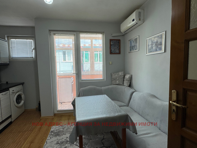 Продава  3-стаен град Търговище , Център , 92 кв.м | 29040669 - изображение [2]