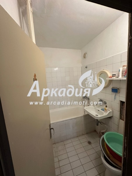 Продава  3-стаен град Пловдив , Христо Смирненски , 82 кв.м | 61911622 - изображение [5]