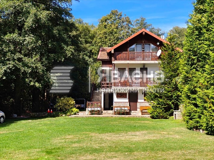 Продава КЪЩА, гр. Калофер, област Пловдив, снимка 2 - Къщи - 56365230