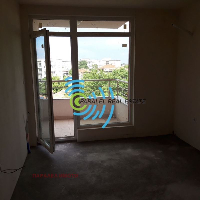 Eladó  2 hálószobás Plovdiv , Centar , 123 négyzetméter | 57027680 - kép [5]