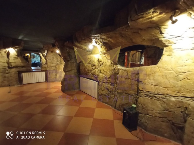 À venda  Bar; Cafeteria Varna , Okrajna bolnica-Generali , 102 m² | 78032446 - imagem [3]
