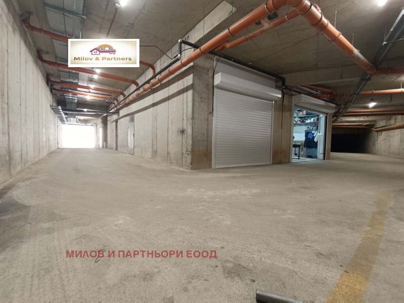 Продава  Гараж, паркомясто, град София, Студентски град • 30 000 EUR • ID 64899587 — holmes.bg - [1] 