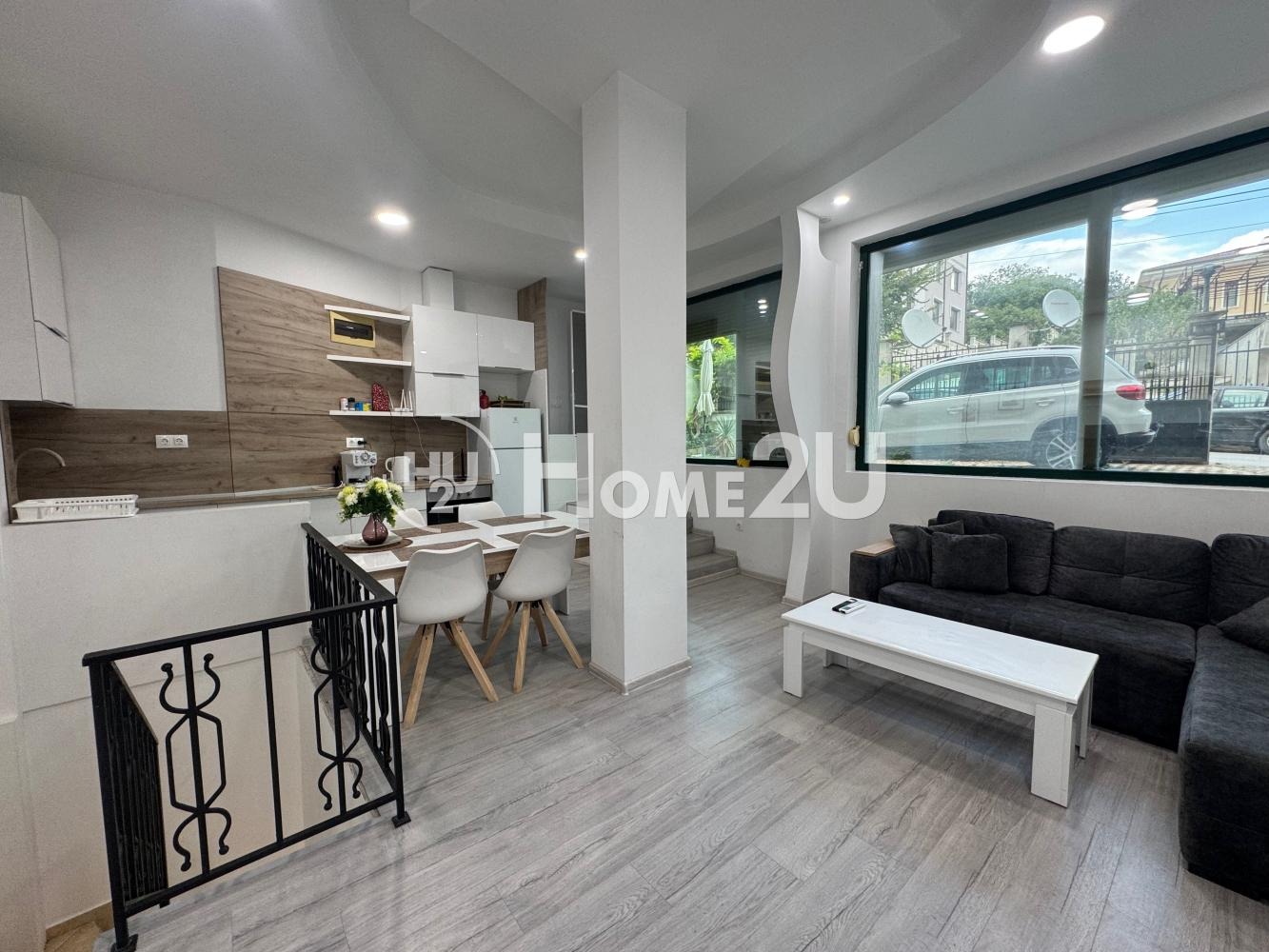 Продава 2-СТАЕН, гр. Варна, Бриз, снимка 4 - Апартаменти - 56257803