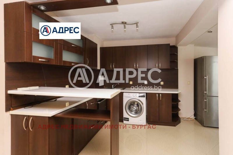 Продава 2-СТАЕН, гр. Бургас, Славейков, снимка 2 - Aпартаменти - 48401752