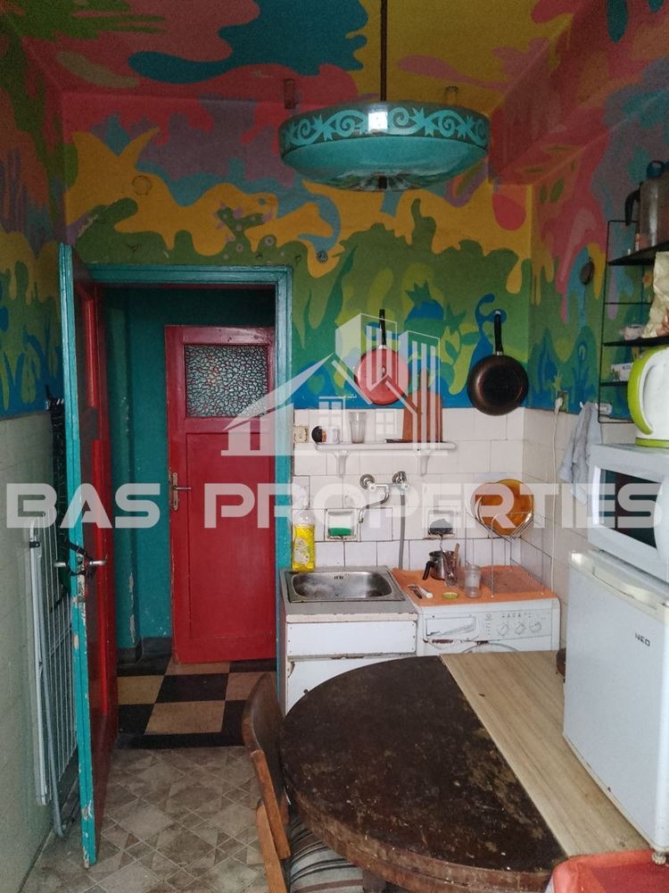 Продава 2-СТАЕН, гр. София, Център, снимка 2 - Апартаменти - 52478499