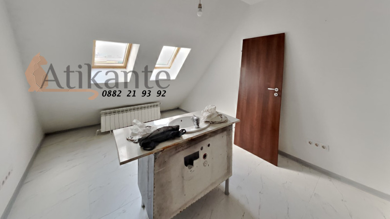 Продава 3-СТАЕН, гр. София, Център, снимка 9 - Апартаменти - 52415001