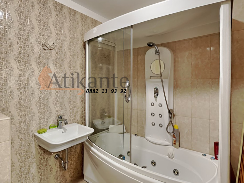 Продава 3-СТАЕН, гр. София, Център, снимка 14 - Апартаменти - 52415001