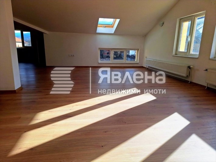 Продава КЪЩА, с. Доспей, област София област, снимка 6 - Къщи - 54359539