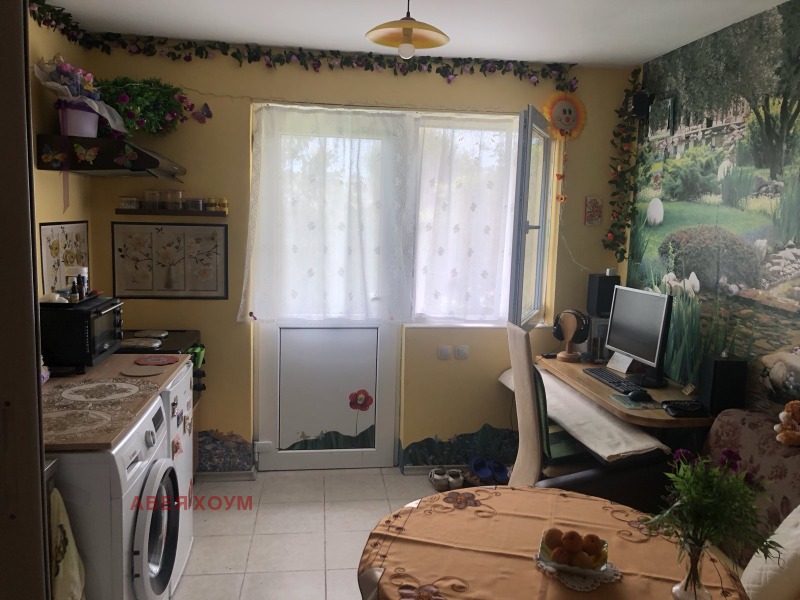 Myytävänä  Studio Varna , Vinitsa , 20 neliömetriä | 45141061 - kuva [6]