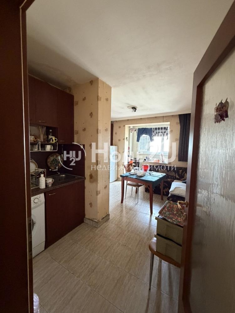 Продава 2-СТАЕН, гр. София, Връбница 1