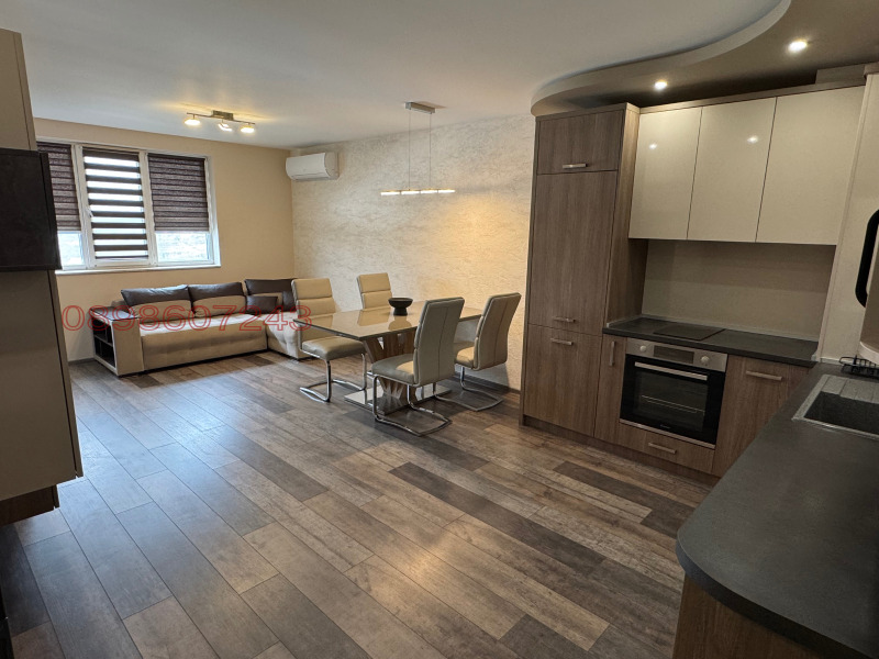 Продава 2-СТАЕН, гр. Шумен, Добруджански