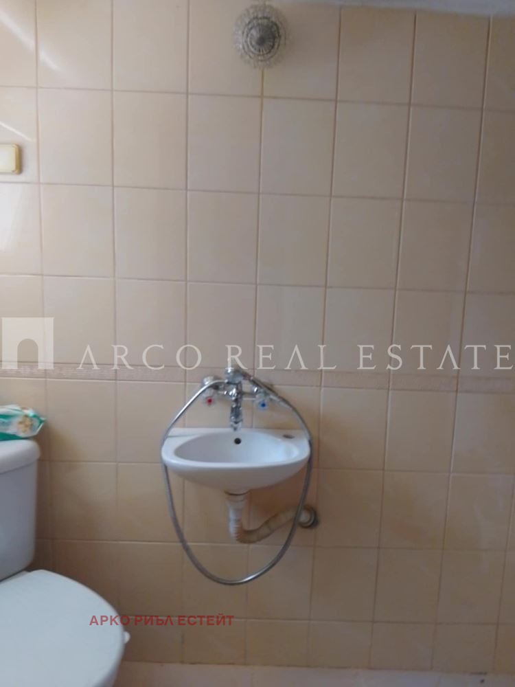 Продава КЪЩА, гр. Ихтиман, област София област, снимка 6 - Къщи - 52132022