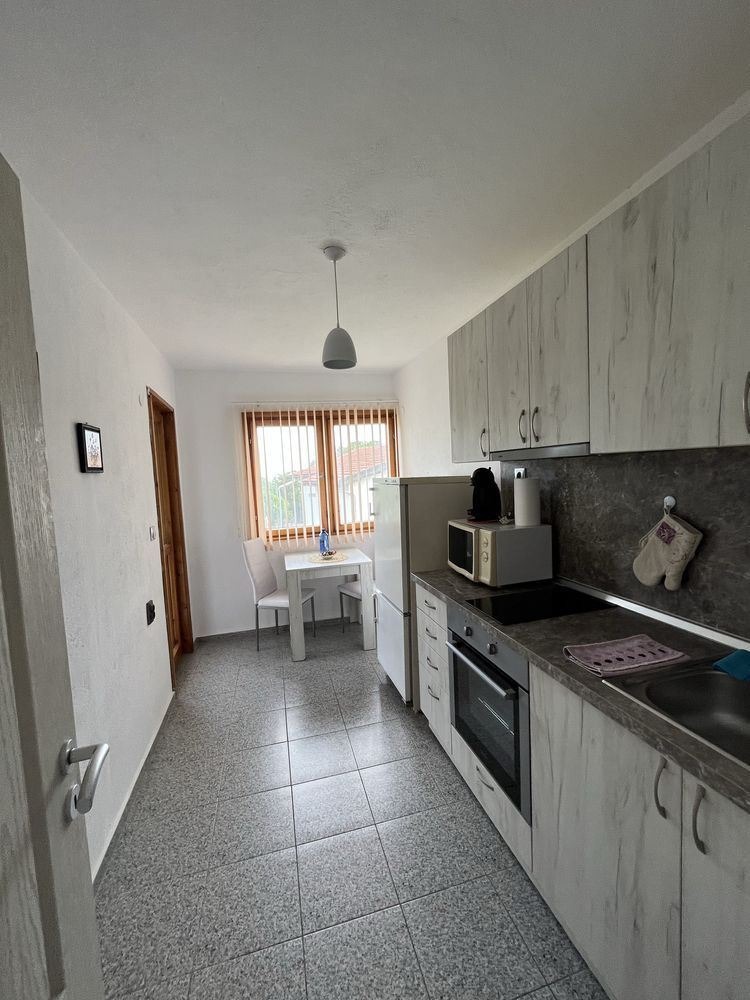 Продава КЪЩА, гр. Балчик, област Добрич, снимка 3 - Къщи - 55263919