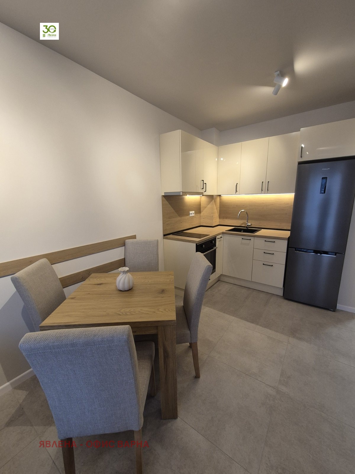 Продава 2-СТАЕН, гр. Варна, м-т Горна Трака, снимка 3 - Апартаменти - 55527307