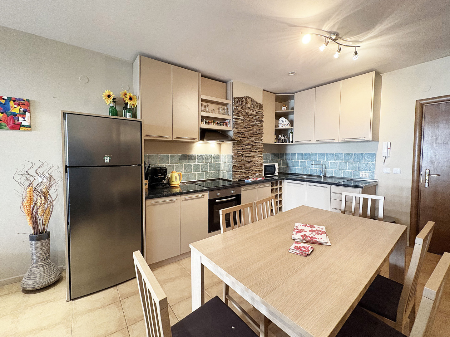 Продава 3-СТАЕН, гр. Банско, област Благоевград, снимка 4 - Апартаменти - 54024129