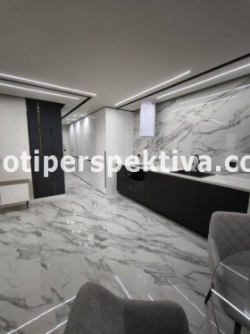1 sovrum Hristo Smirnenski, Plovdiv 4