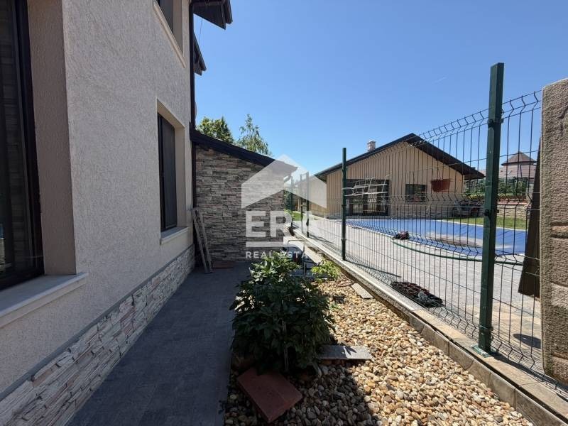 Продава КЪЩА, с. Близнаци, област Варна, снимка 4 - Къщи - 55010156