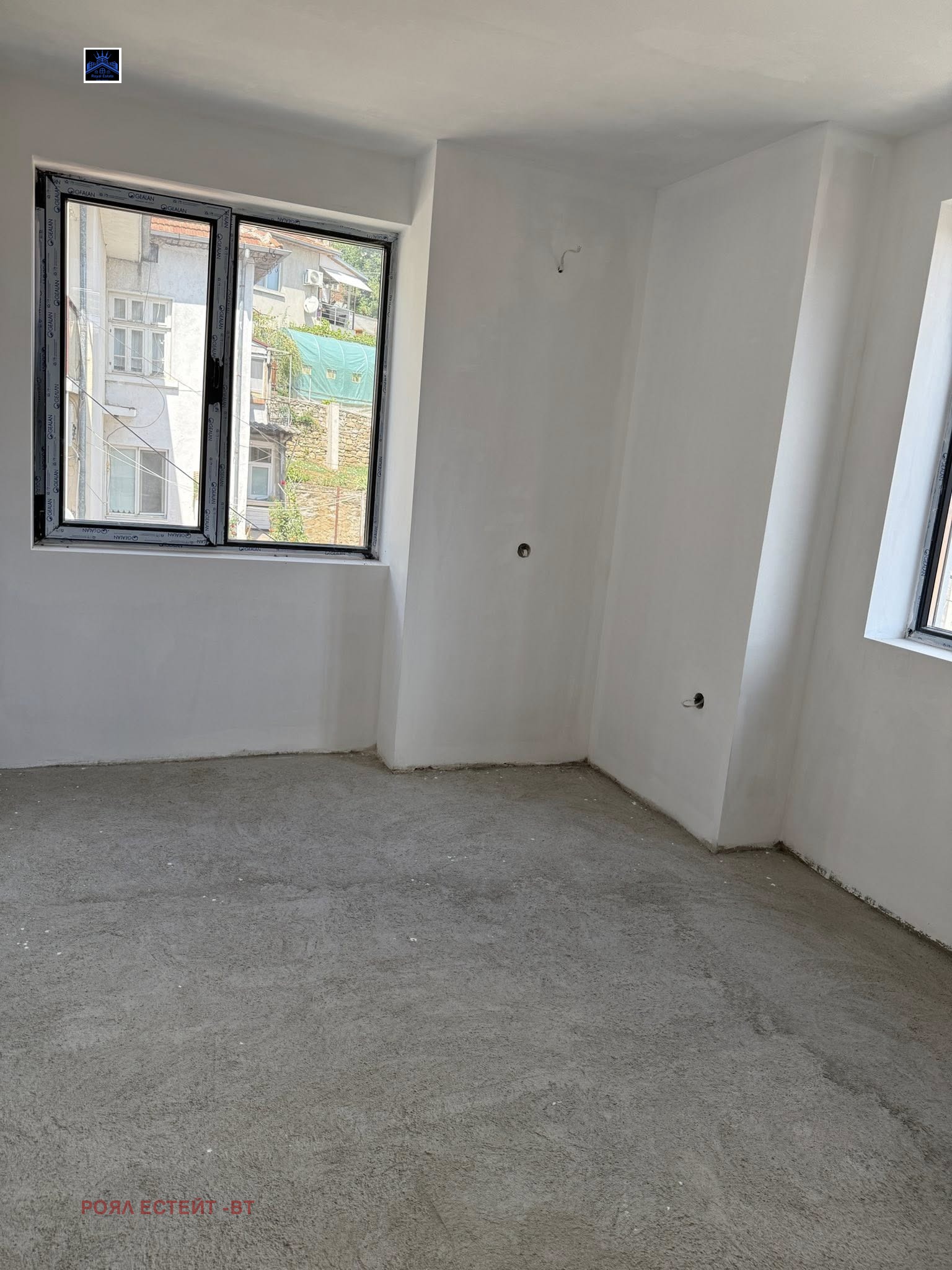 Продава 4-СТАЕН, гр. Велико Търново, Център, снимка 4 - Апартаменти - 56207498